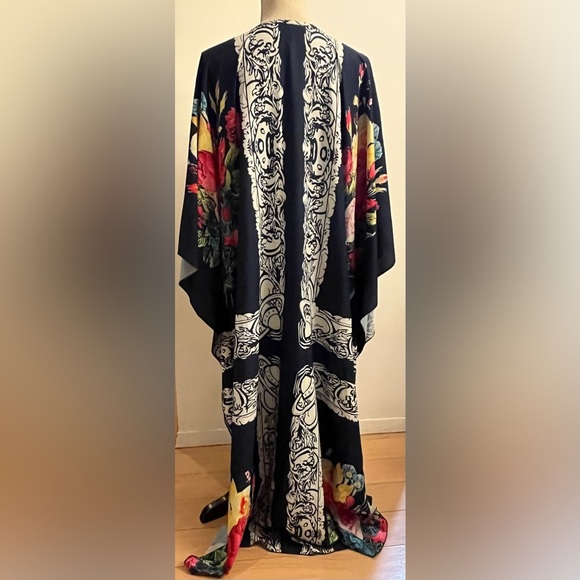 Women’s Kaftan Maxi Dress Navy Floral OS - Picture 2 of 4